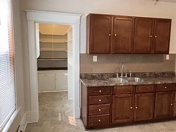1090 Ross Ave #2 — Photo 13