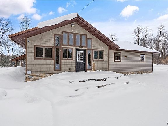 3rd image of 5117 Pleasant Valley Rd N