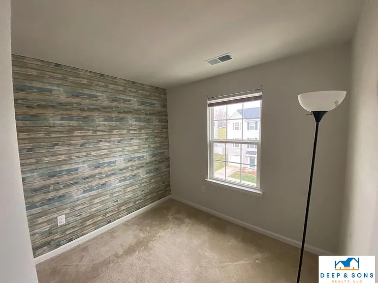 2033 Elm Tree Ct #1 — Photo 21