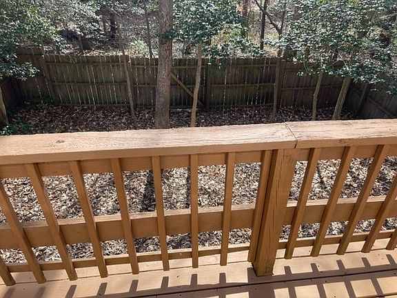 Fenced yard front to back-low maintenance