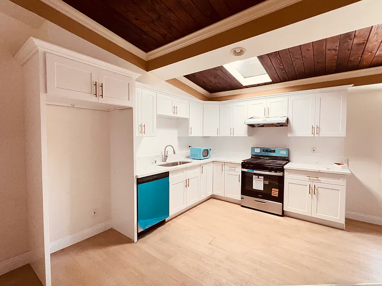 16151 E Kingside Dr — Photo 3