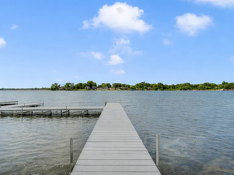 Cass Lake Shore Club — Photo 14