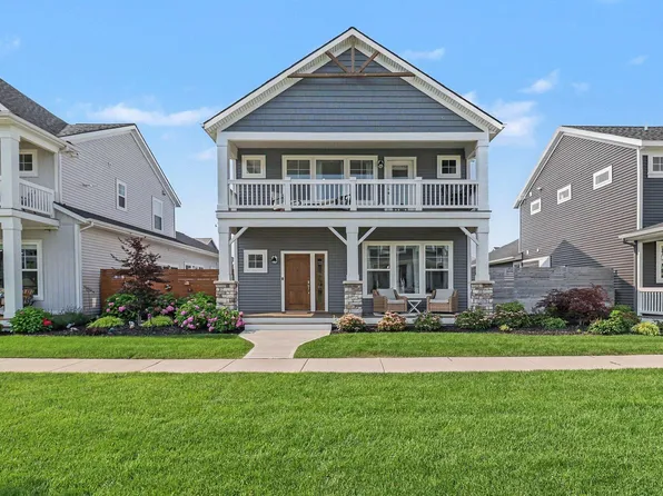 402 W Leland Dr, Whitehall, MI 49461