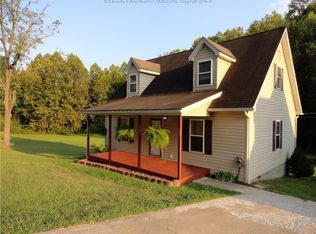71 Long Branch Rd, Branchland, WV 25506