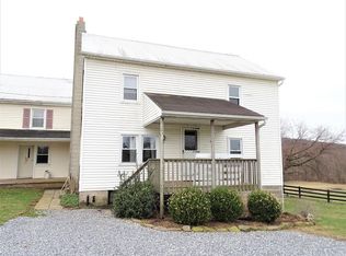340 E Black Creek Rd, East Earl, PA 17519