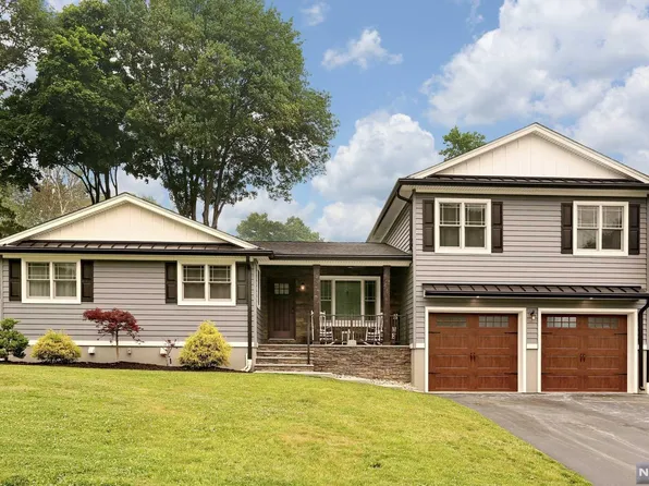 33 Madison Ave, Montvale, NJ 07645