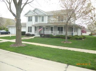 1604 Yorkshire Dr, Champaign, IL