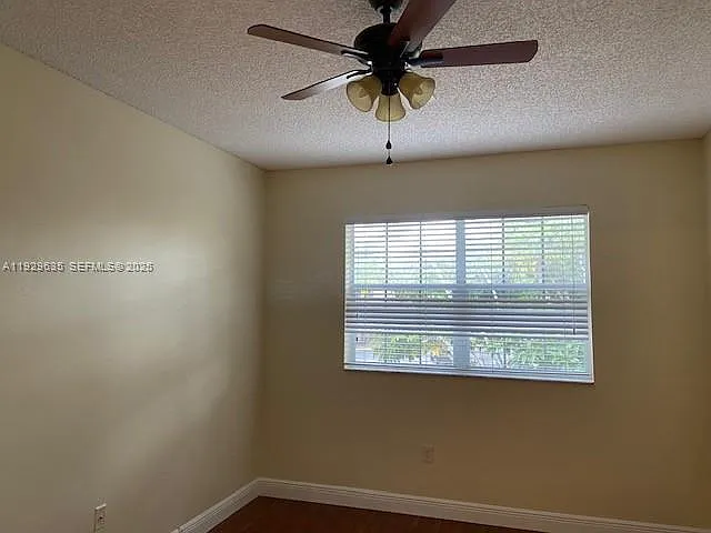 1731 NW 96th Ter #2G — Photo 9