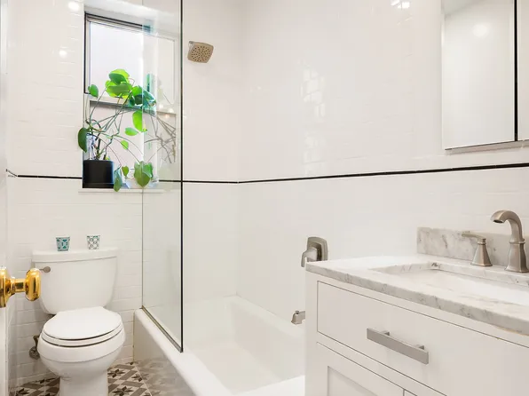 720 Fort Washington Avenue 5D image 6 of 6