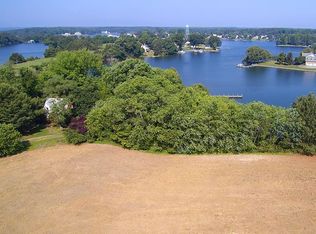 1262 Fleeton Rd, Reedville, VA 22539