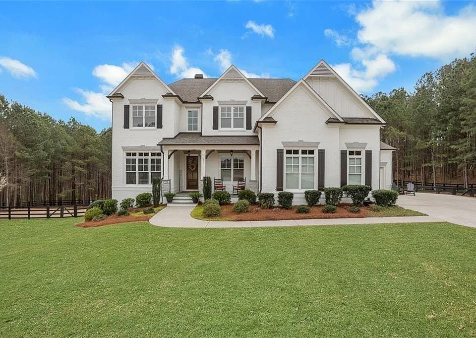 1st image of 211 Maggies Rd