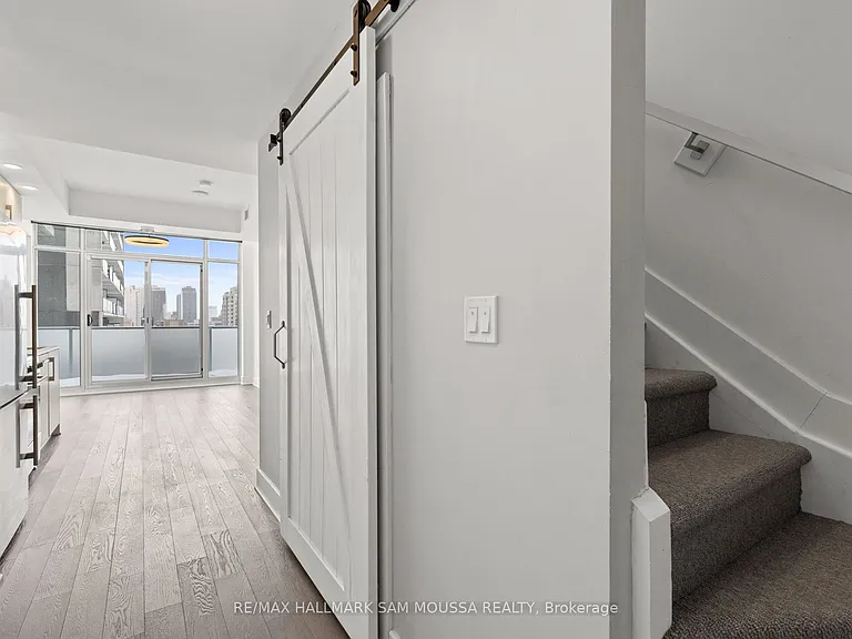 255 Bay St #1208 — Photo 21