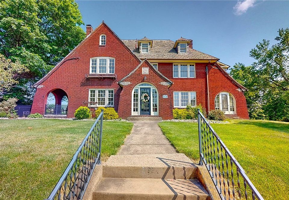 1st image of 391 Shady Ave