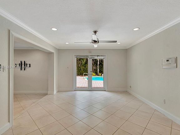 5th image of 11 Forest Hills Ln