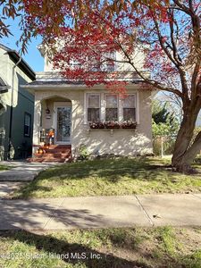 33 Veltman Ave, Staten Island, NY, 10302