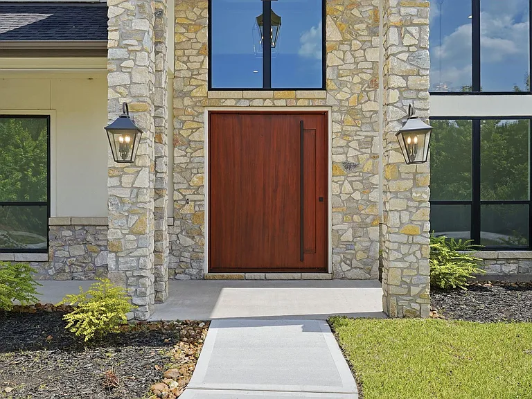 16081 Forest Mill Rd — Photo 3