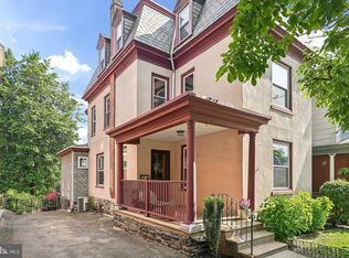 108 Rochelle Ave, Philadelphia, PA 19128