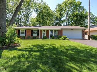 1277 Dawn Valley Dr, Maryland Heights, MO 63043