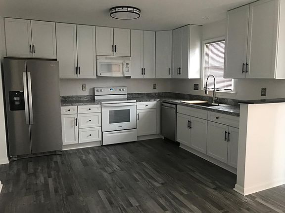 New Kitchen & Flooring.