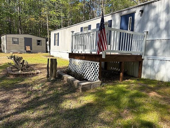 2nd image of 200 Deer Run Rd