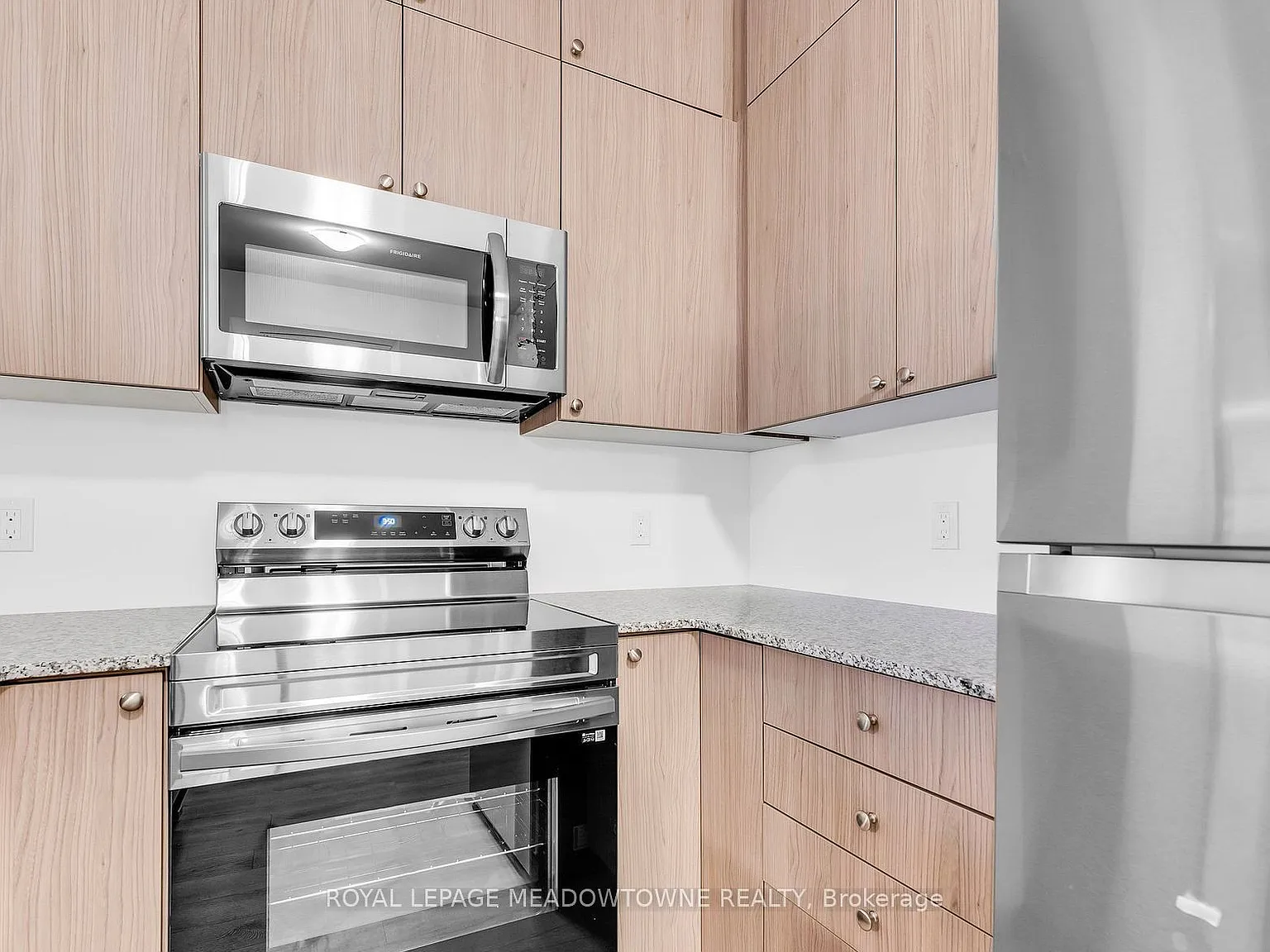 2 bed, $2,700 — Photo 4