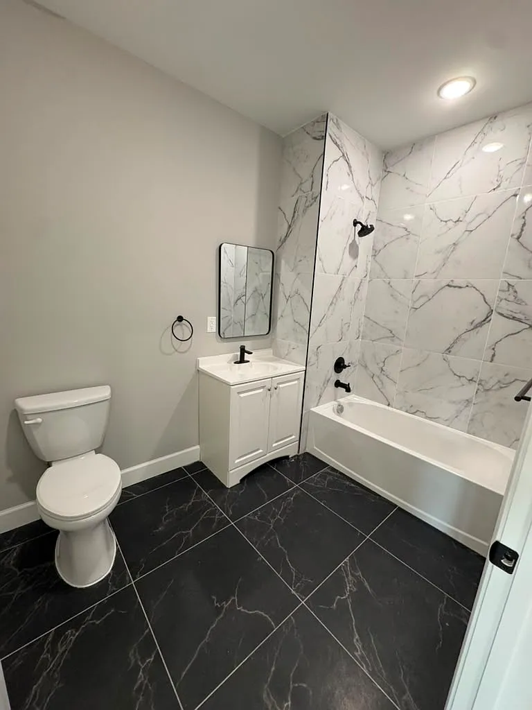 1 bed, $1,818 — Photo 3