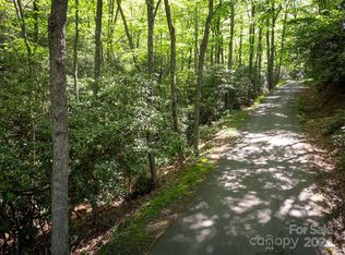 151 Camp Branch Rd, Black Mountain, NC 28711