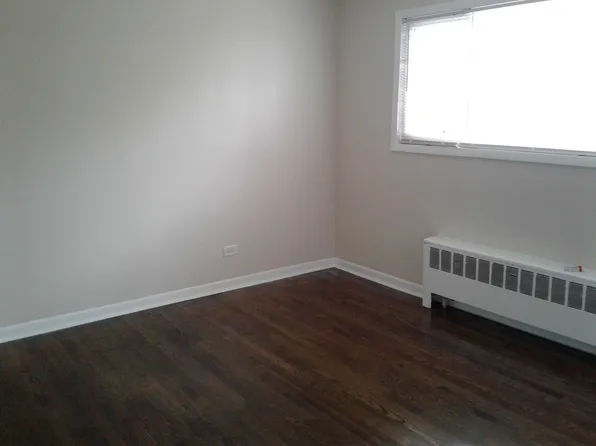 6131 N Seeley Ave #3A, Chicago, IL 60659