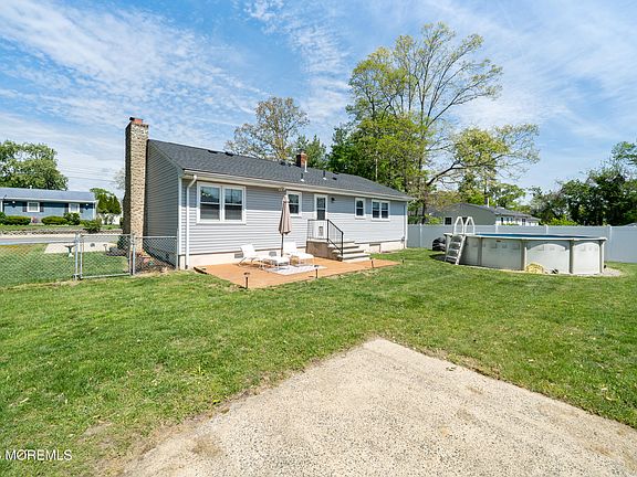 5th image of 837 Cable Avenue