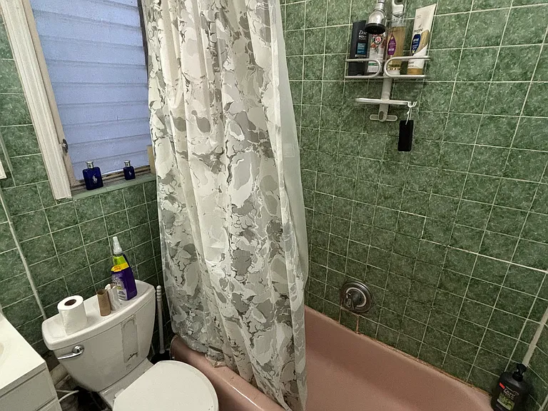 8514 76th St #2R — Photo 8