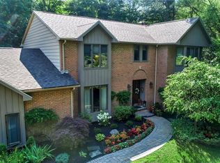 6406 Woodberry Ct, East Amherst, NY 14051