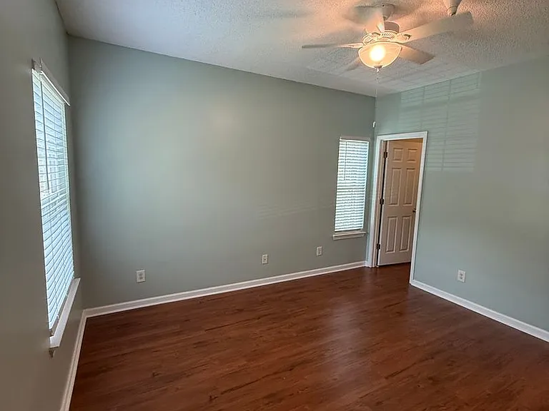 9201 Walden Park Dr — Photo 26