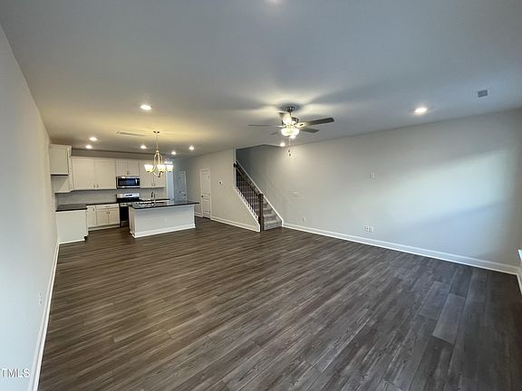 5th image of 327 Marbella Grove Ct