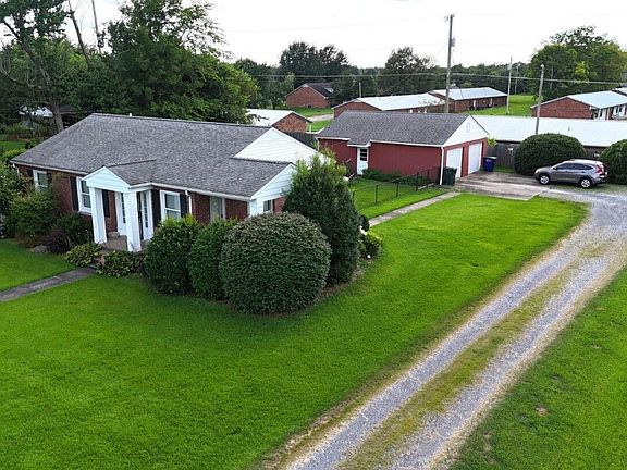 5th image of 2303 Seneca Ln