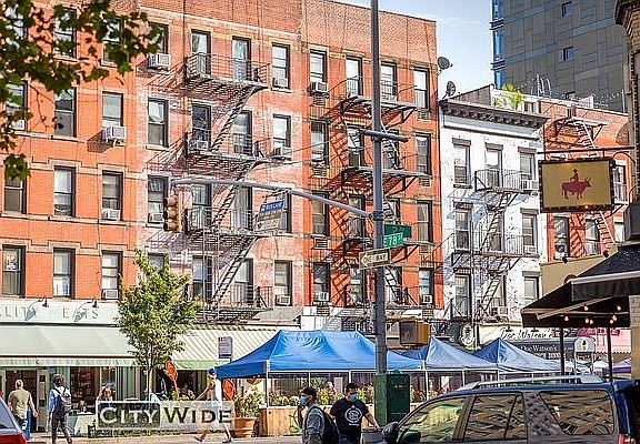 5th image of 157 E 71st St APT 5F