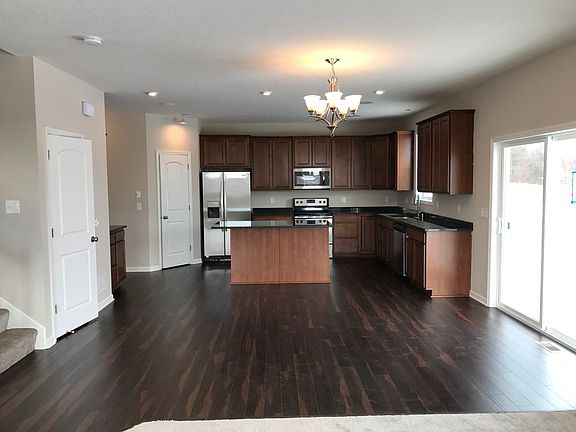 5th image of 4349 Parkview Cir