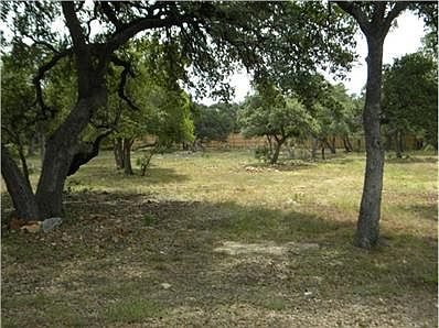 2nd image of 505 Oak Meadow Cv