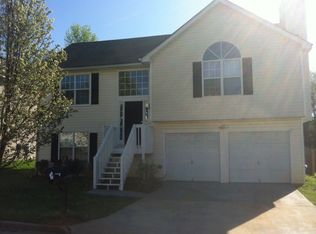 3040 Stonebridge Creek Dr, Lithonia, GA 30058