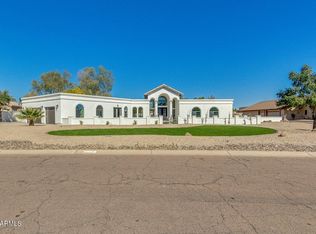 5612 W Misty Willow Ln, Glendale, AZ 85310