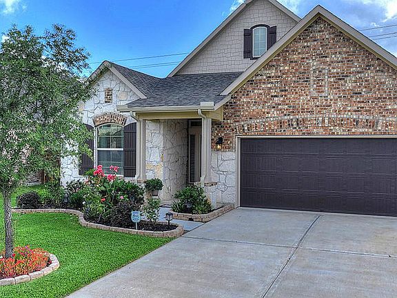 4th image of 2809 Baywater Creek Ln