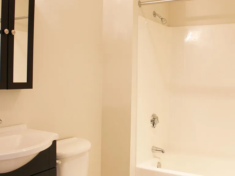 renovated unit, bathroom