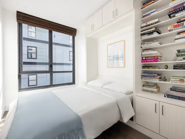 50 Greenpoint Avenue image 8 of 15