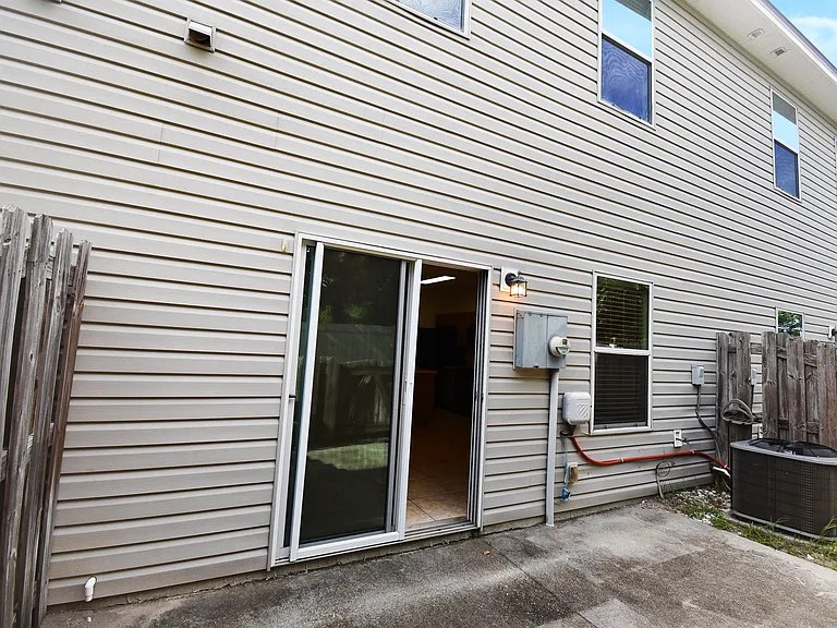 262 Moultrie Village Ln — Photo 35
