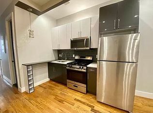 15 Locust St #1B, Brooklyn, NY 11206