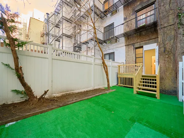 421 East 80th Street image 4 of 9