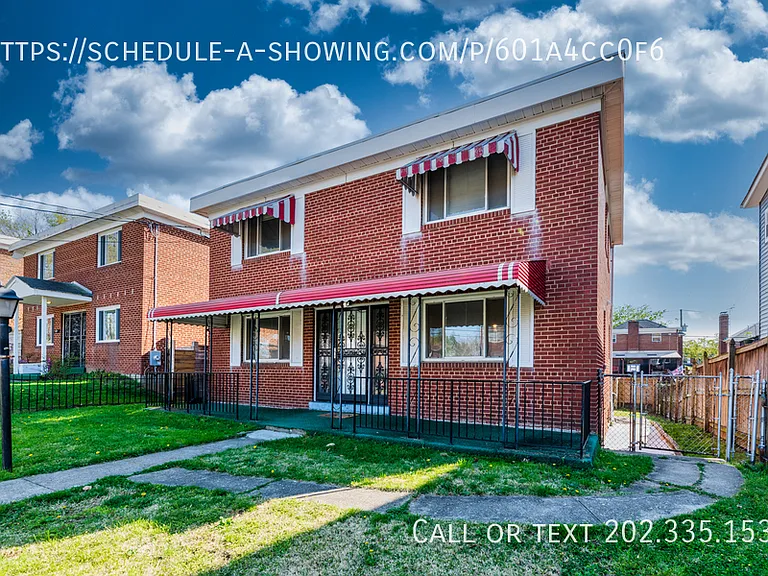 1525 Channing St NE — Photo 4