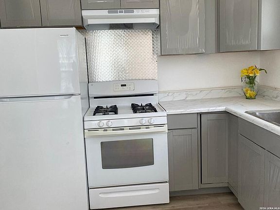 5th image of 2506 W Mulberry
