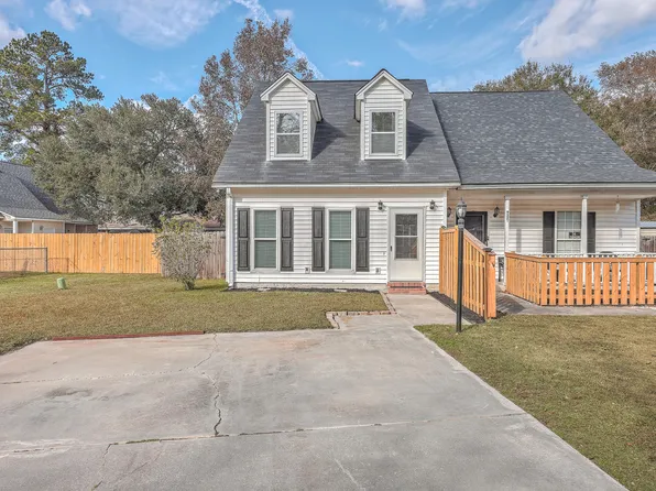 9519 S Cardinal Dr, Ladson, SC 29456