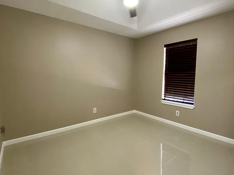 1202 Bryce Dr #5 — Photo 15