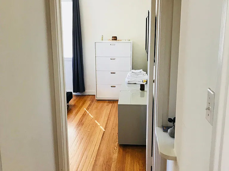 Hall to the bedroom